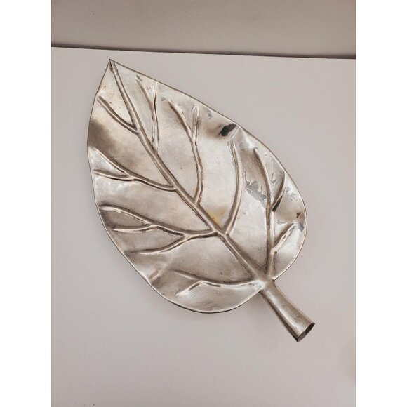 Solid Brass Leaf Tray / Extra Large and Heavy Solid Brass Leaf Shaped Tabletop - Picture 1 of 10